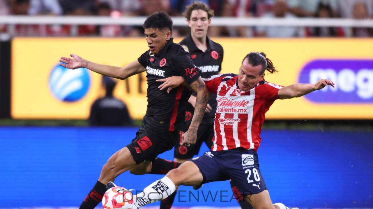Chivas vs Toluca A Thrilling Rivalry in Liga MX by Drovenwear.com