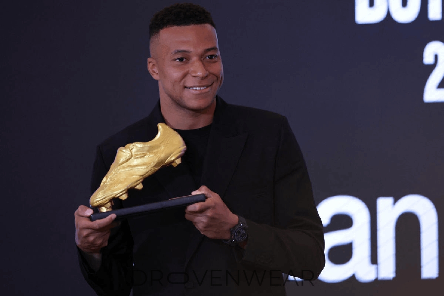 Kylian Mbappé Wins Golden Boot 2026: A Historic Achievement in Soccer