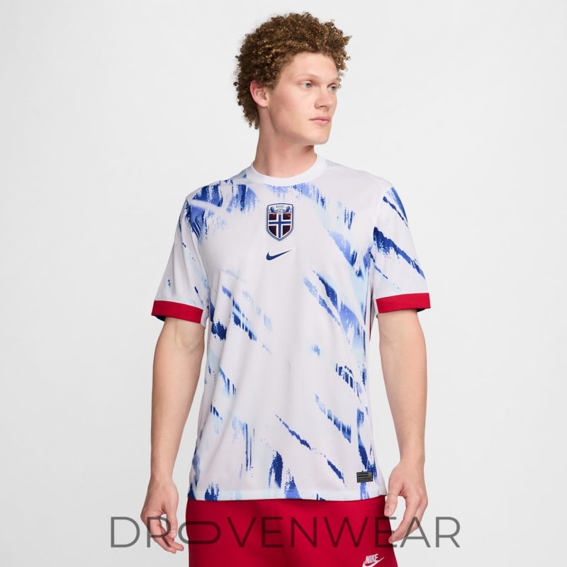 Norways-Football-Journey-Highlights-Challenges-and-Fan-Merchandise-1